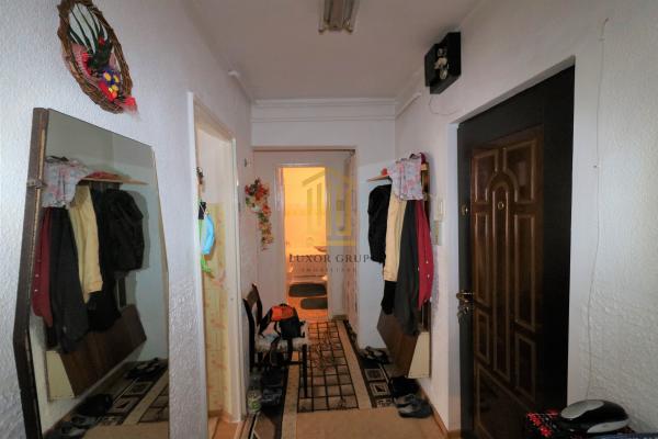 Apartament | Etaj 1 | Balcon | Pivnita | Bld. Mihai Viteazul