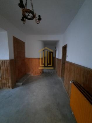 Casa 10 camere | Zona Parcul Sub Arini | Teren 500 mp