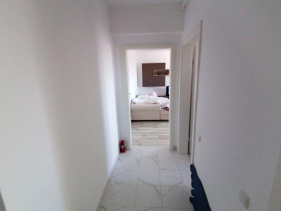 Apartament cu 2 camere in Sisesti