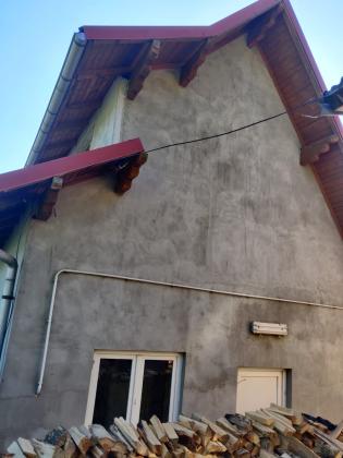 Casa + teren 1371 mp in Breaza - Podu' Corbului
