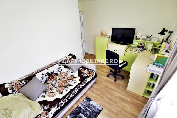 Apartament 4 camere, 90 mp utili, zona Rovinari, Târgu Mureș