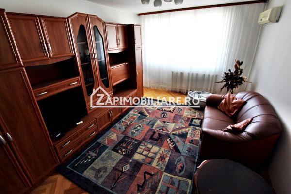 Apartament 3 camere - Zona Poli 2 - Mimozelor