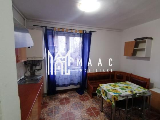Apartament 3 camere I Decomandat I Gradinita I Garaj I Vasile Aaron