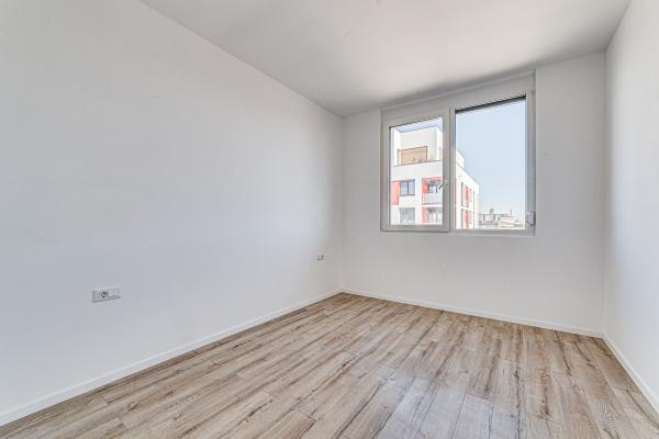 Penthouse 4 camere in bloc nou ARED